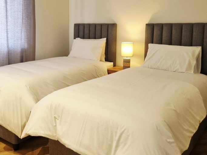 Room 4, CENTURY CLUB - Luxury Apartment Hotels, City of Cape Town