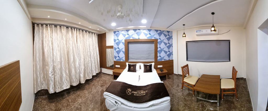 Business Facilities