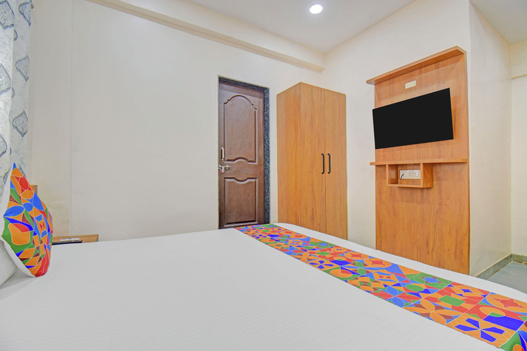 Room 4, Via Kanak Executive, Pune