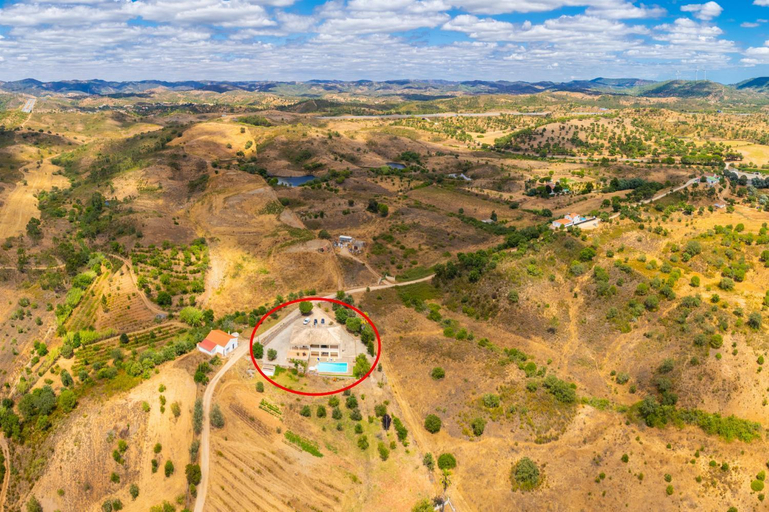 Facilities 5, Villa Entrecolinas, Silves