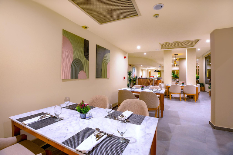 Food & Drinks 5, AJIRA Resort Sahl Hasheesh, Safaja
