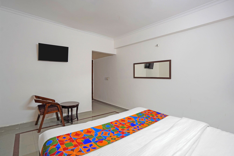 Room 4, Fabhotel The Grand Olive, Gautam Buddha Nagar