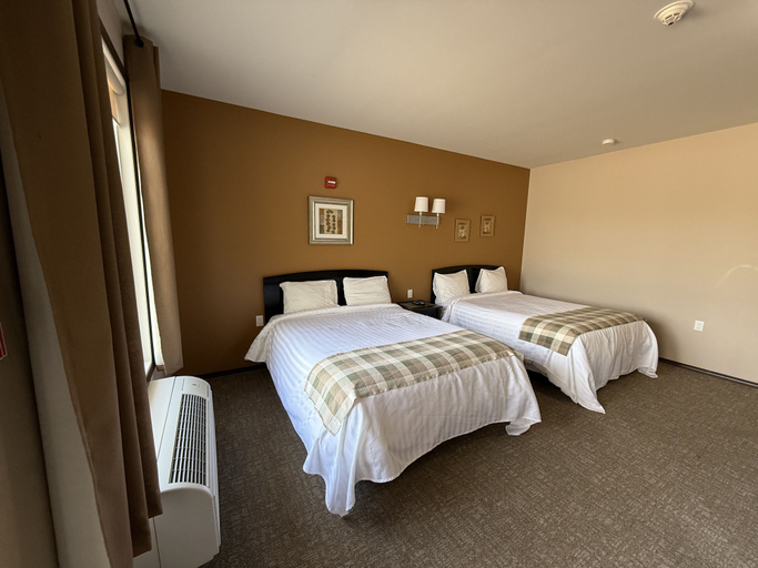 Room 3, Moosehorn Motor Hotel, Division No. 18