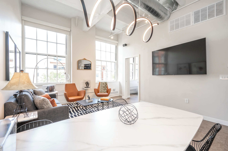 Living area 4, The 333 Suites For 24 Guests, Hamilton