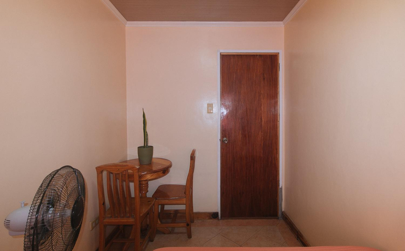 Bedroom 2, Reddoorz Hostel @ Faes Transient House, Baguio City