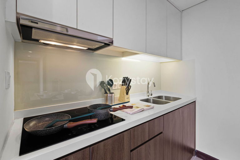 Private kitchen 5, Isoria by Kozystay - Pondok Indah, Jakarta Selatan