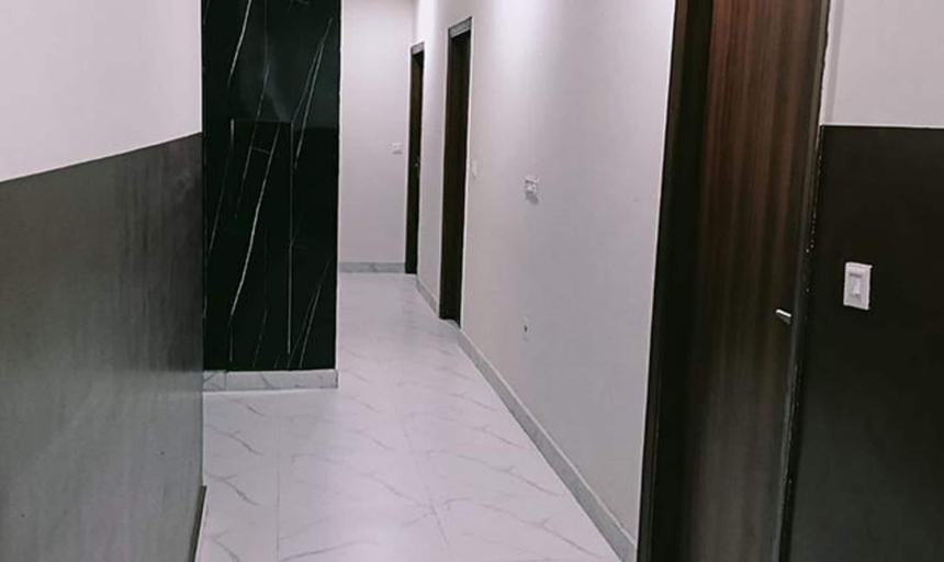 Lobby, Fabhotel Radha Madhav, Pune