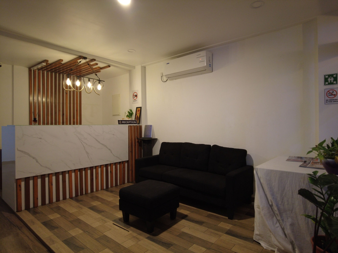 Front of property, The R One, Malé