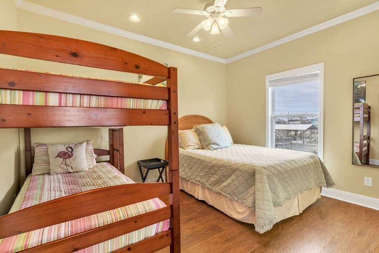 Room 4, Sea Song 2 Bedroom Home by RedAwning, Galveston