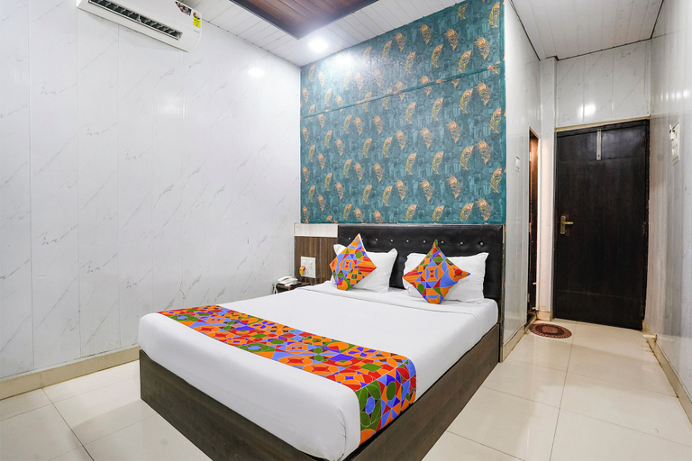 Room 5, Via Ashir Inn, Mumbai Suburban