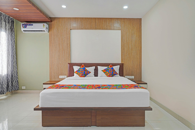 Room 2, Fabhotel Mysore Gate, Bangalore