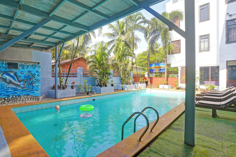 Pool 2, Fabhotel Golden Horizon, North Goa
