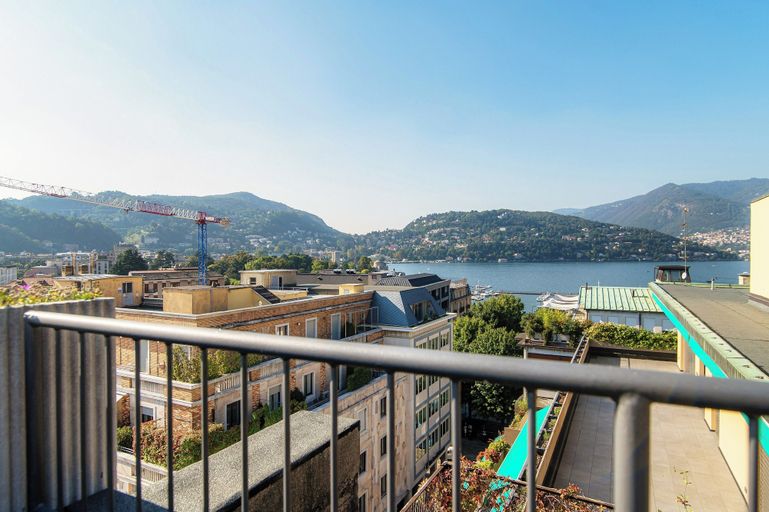 Room 2, Terrazza Rooftop, Como