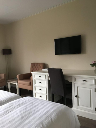 Bedroom, Human & Horse Hotel, Barneveld