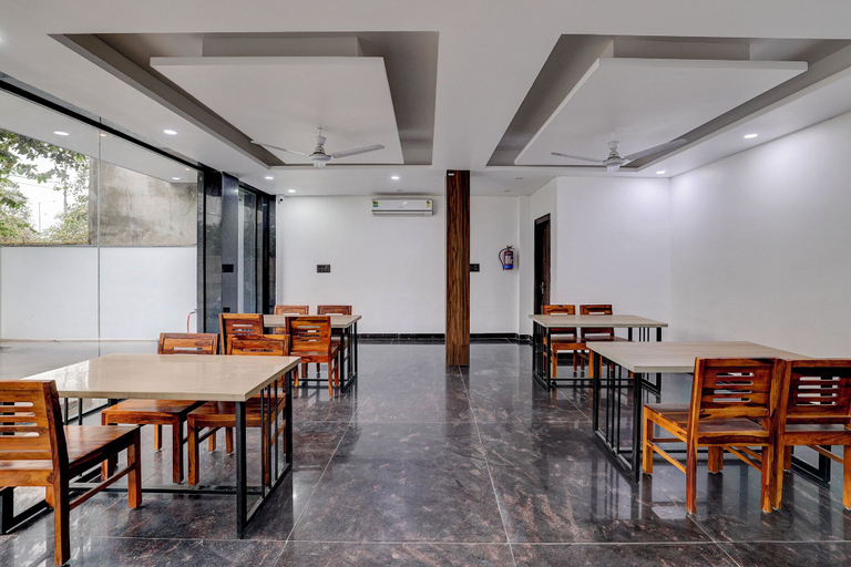 Restaurant 5, Fabhotel Groom Room, Gautam Buddha Nagar