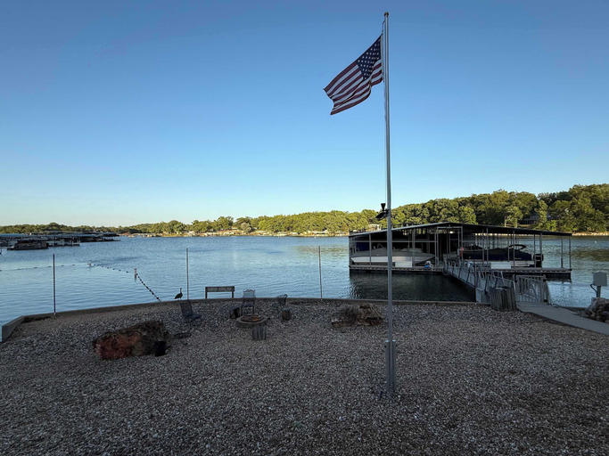 Miscellaneous, Easy Breezy Lakefront for 6, Camden