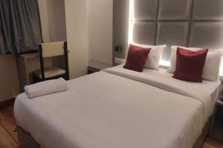 Room 5, Fabhotel Aarti Residency, Mumbai Suburban
