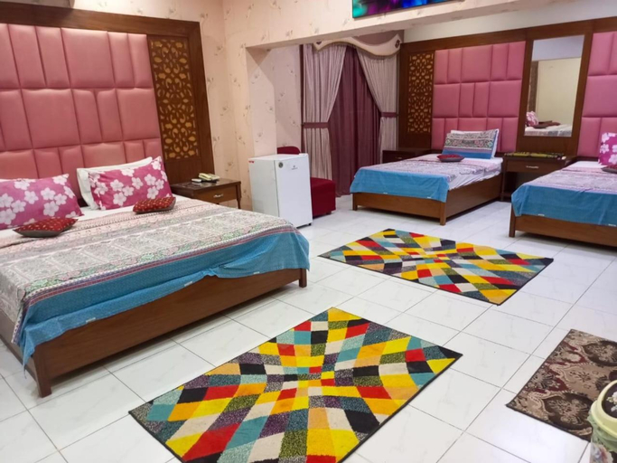 Bedroom 1, Kingston Motel Guest House, Karachi