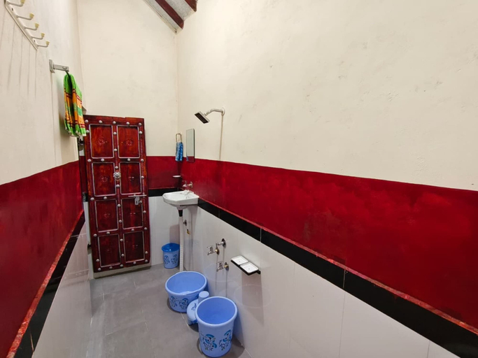 Bathroom 5, Rann Bhumi Villa, Kachchh