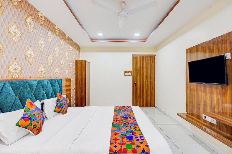 Room 5, Fabhotel Lake View I, Vadodara