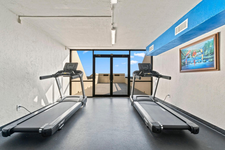 Fitness facility 2, Island Winds East Unit 704, Baldwin
