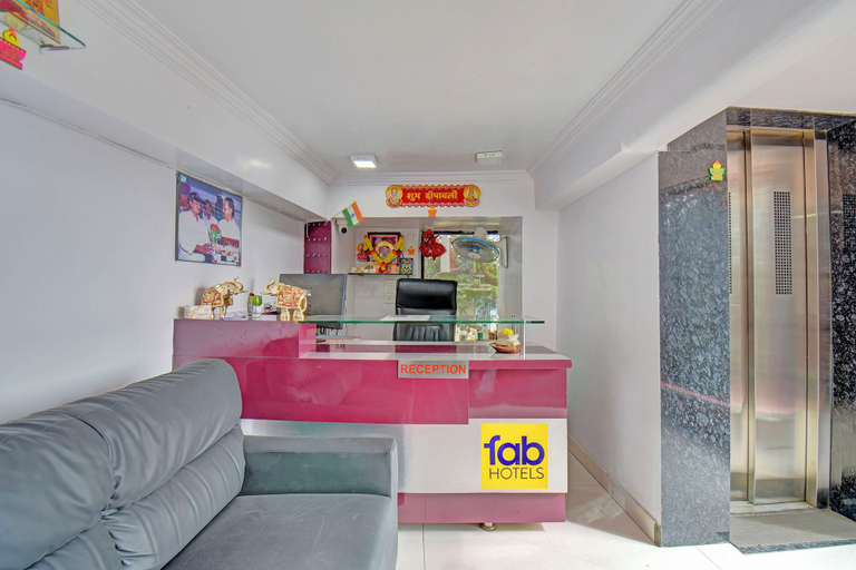 Reception 3, Fabhotel Silver Star, Pune