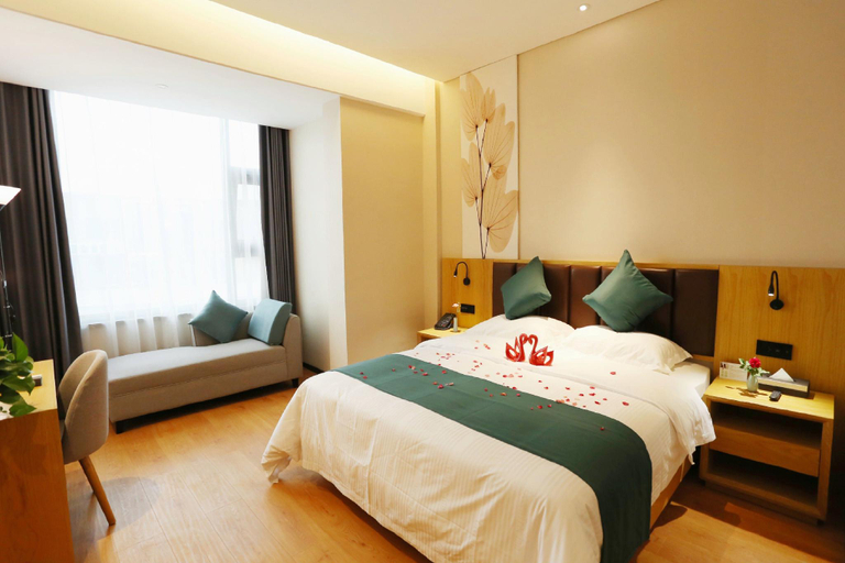 Bedroom 2, GreenTree Inn Express Zhengzhou Airport, Zhengzhou