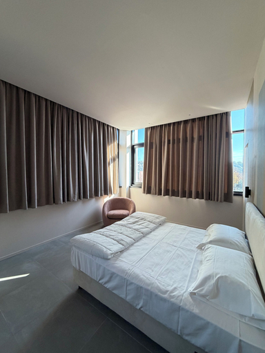Room 5, Lamal Hotel, Napoli