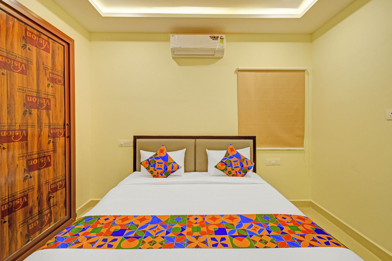Room 5, Via RS Grand Inn, Hyderabad