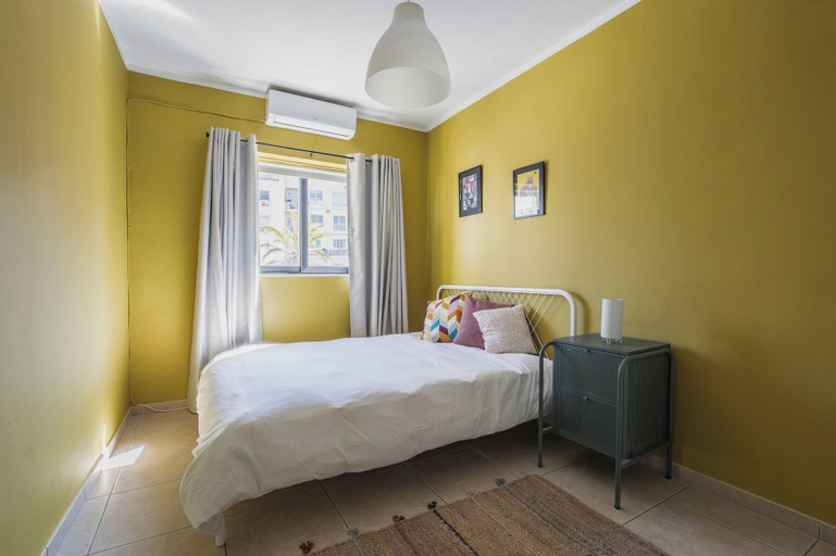 Room 4, Stylish 3 BR APT close to Balluta Bay, St Julian's