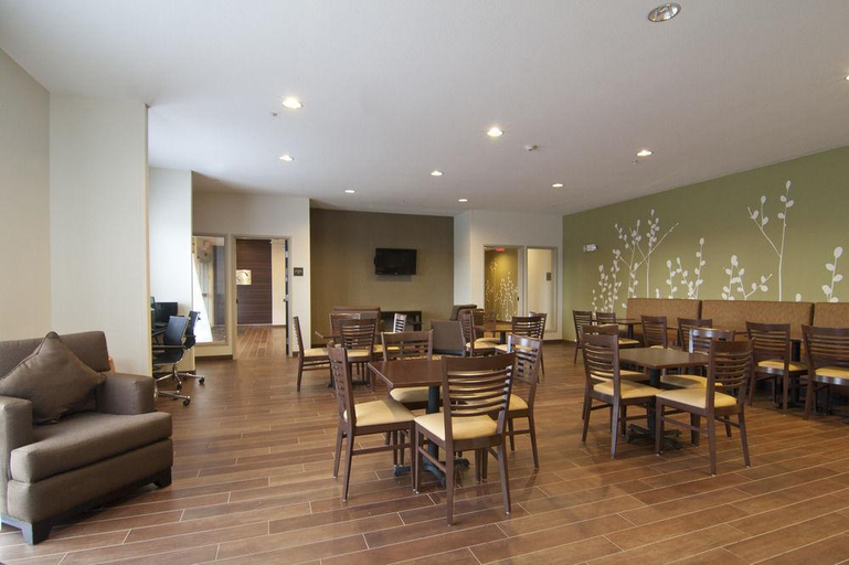Food & Drinks 5, Sleep Inn & Suites Marshall Area, Lyon