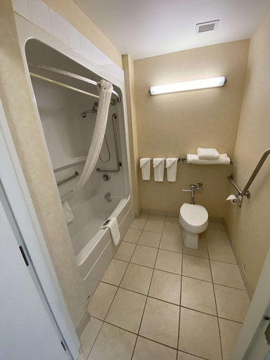 Bathroom 5, Best Western Cold Lake Inn, Division No. 12