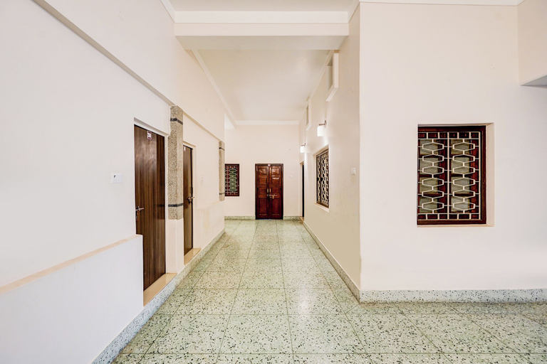 Lobby 2, Fabhotel Vista Inn, Kaushambi