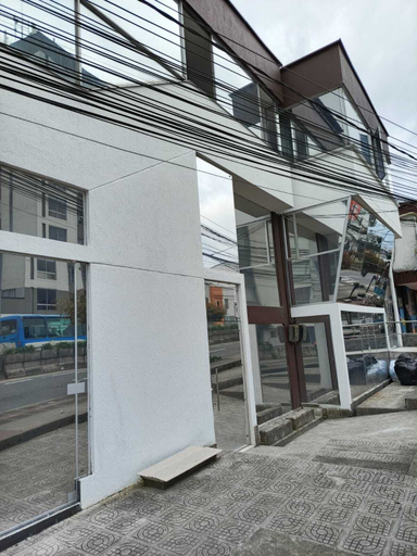 Primary image