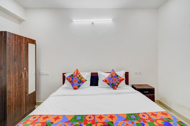 Room 2, Fabhotel Rk Grand, Hyderabad