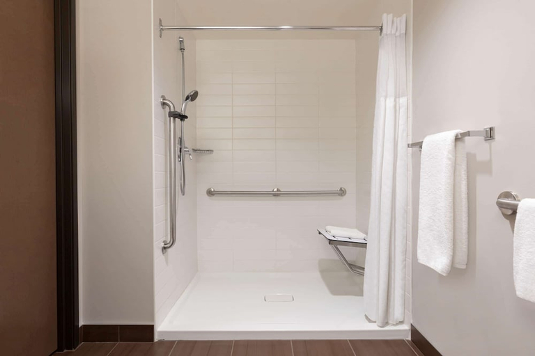 Bathroom 4, Microtel Inn & Suites By Wyndham Bonnyville, Division No. 12