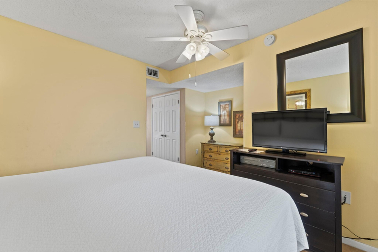 Bedroom 2, Island Winds West Unit 575, Baldwin