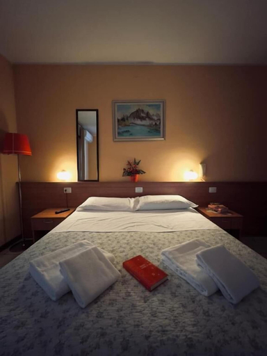 Others 5, Albergo Trattoria Al Taj, Udine