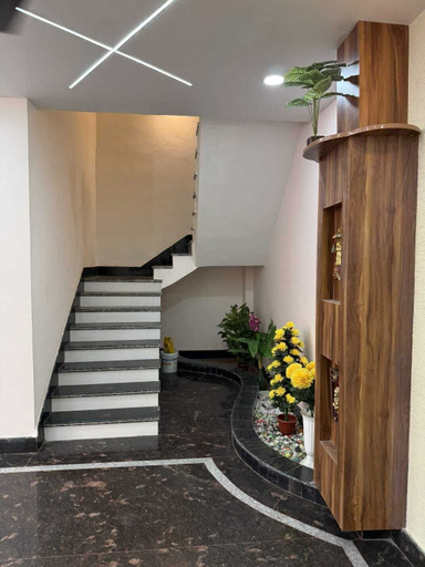 Staircase, Room Racers, Varanasi