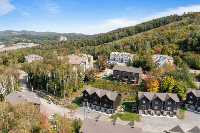 Exterior 5, Le Relais Mont-Blanc, Les Laurentides