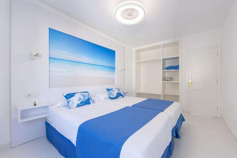 Bedroom 2, Apartamentos Arena Dorada, Las Palmas