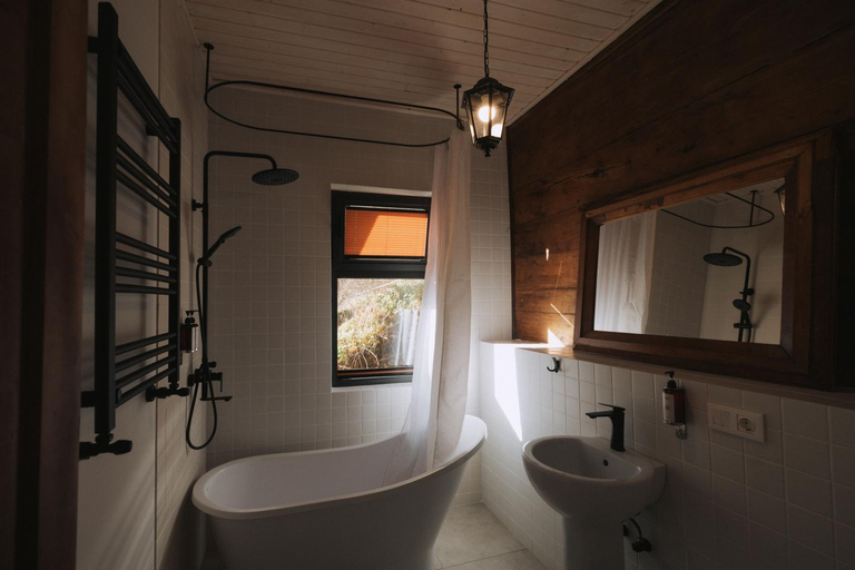 Bathroom 5, Kiketi Farm Resort, Gardabani