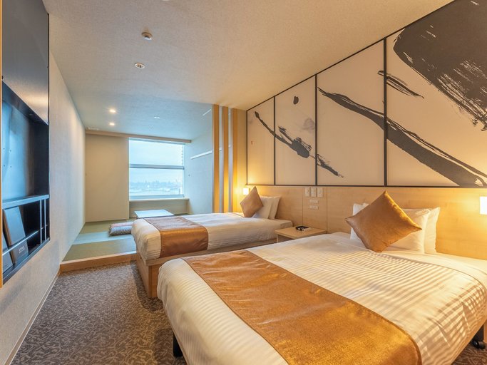 Bedroom 3, LiVEMAX Sakishima Cosmo Tower Hotel, Osaka