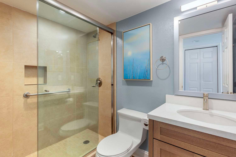 Bathroom 4, Hilton Vacation Club Charter Club Naples Bay, Collier