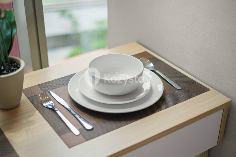Dining room 2, Coriva by Kozystay - TB Simatupang, Jakarta Selatan