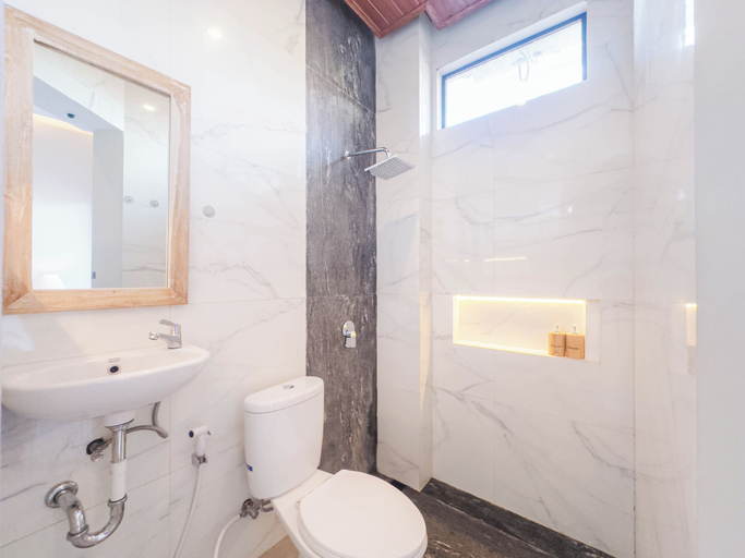 Bathroom 5, Nandana Guest House Ubud, Gianyar