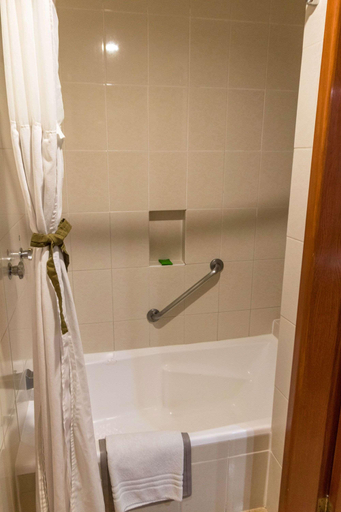 Bathroom 4, Hotel Misión Toreo Centro De Convenciones, Naucalpan de Juárez