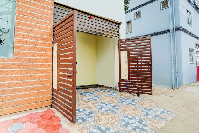 Interior entrance, FabHotel Shivay I, Ayodhya Nagar, Bhopal