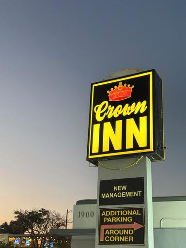 Exterior & Views, Crown Inn, Broward