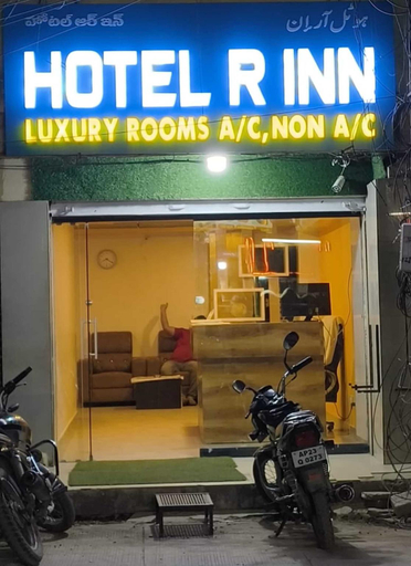 Exterior & Views 1, Hotel R Inn, Hyderabad